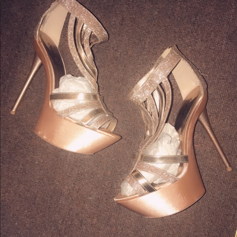 Silk with sparkle diamond effect 💎 heels
